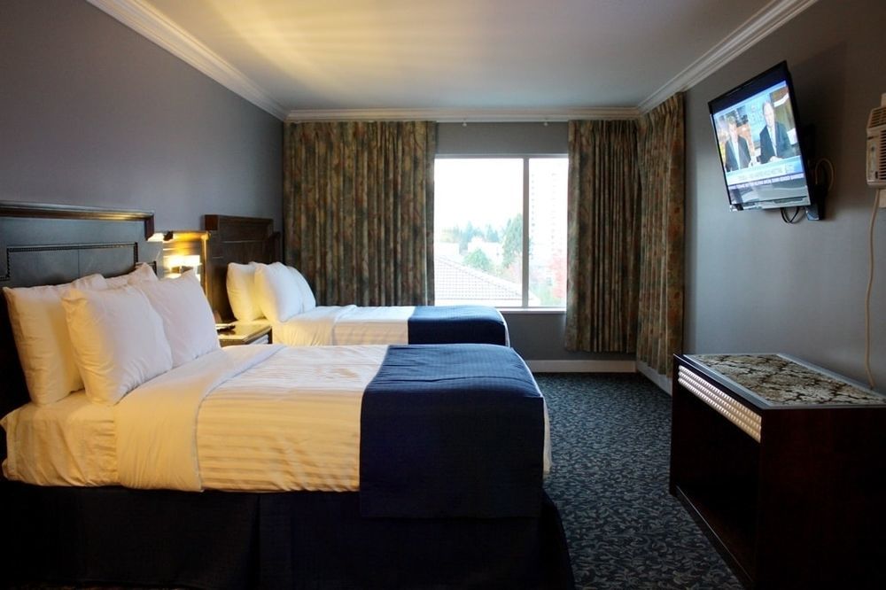 The Deluxe Hotel Ванкувер Экстерьер фото